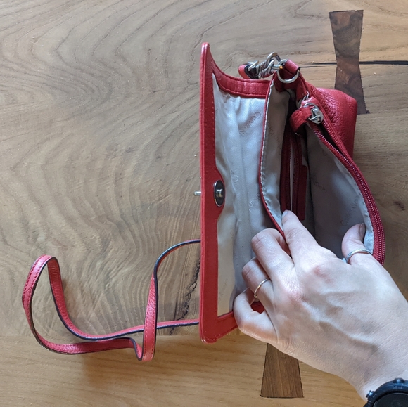 Calvin Klein Red Crossbody - Picture 3 of 7